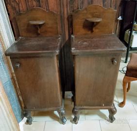 coppia comodini alti antichi 