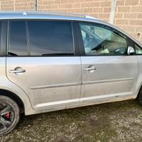 Volkswagen touran per ricambi