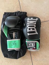 Guantoni da boxe Leone 1947 e paratibia