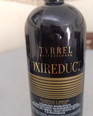 Trattamento alla cheratina lisciante capelli