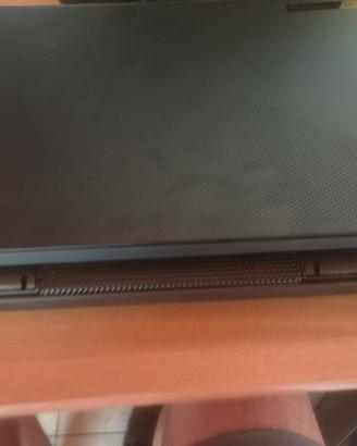 Asus zephyrus m16 (2022)