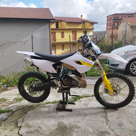 Husqvarna TE300 2015