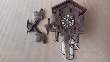 antico orologio a cucu 