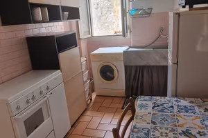 bilocale arredato piano ultimo3 con terrazzino 
