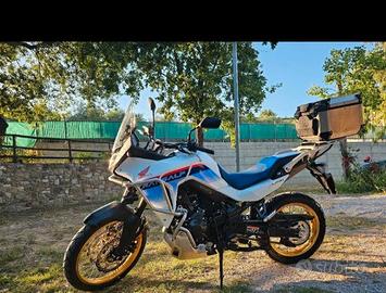 Honda Transalp 750