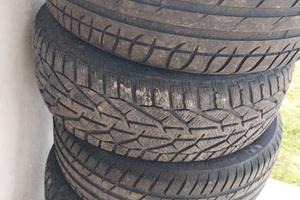 pneumatici 215/55 zr16