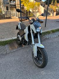 BMW G 650 XMOTO supermotard