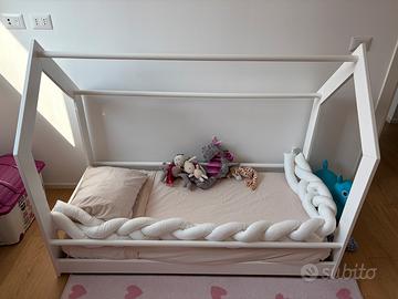 Lettino montessoriano “casetta” 160x180
