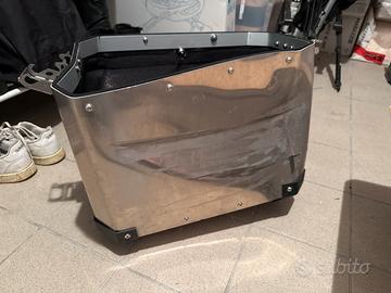 Valigia Frenk Castle per bmw GS 1200LC