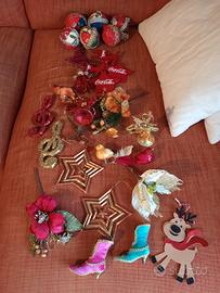 Albero di Natale con decorazioni 