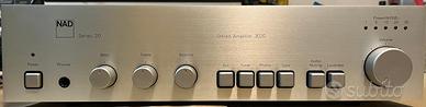 Amplificatore Stereo NAD modello 3020