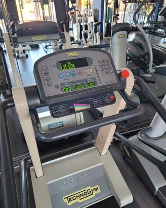 Tapis roulant technogym