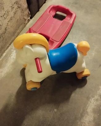 Cavallino a dondolo con ruote