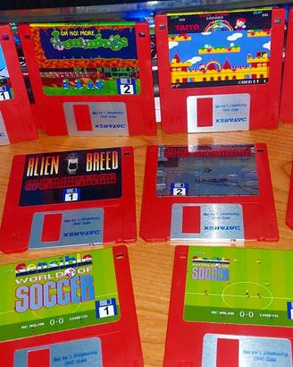 giochi su floppy Amiga 500 con etichetta