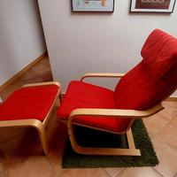 POLTRONA CON POGGIAPIEDI