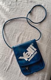 tracolla Yell! Industry bluette