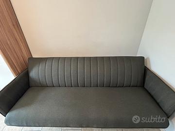 DIVANO 3 POSTI