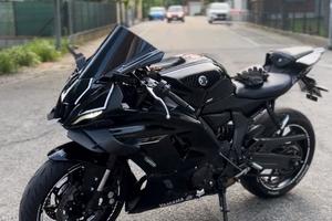 Yamaha r7