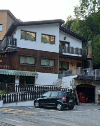 Albergo con 30 stanze