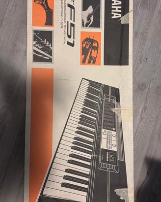 Yamaha PSR-F51 Tastiera 61 Tasti con Scatola