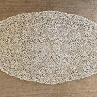 corredo antico: grande centro tavola in pizzo