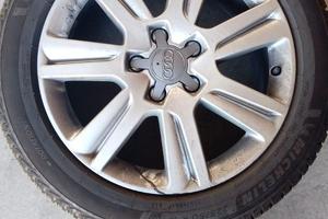Pneumatici seminuovi con cerchioni Audi R17