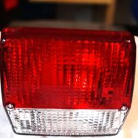 Fanale Retronebbia + Retromarcia Universale GECAR