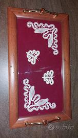 vassoio in legno con tombolo