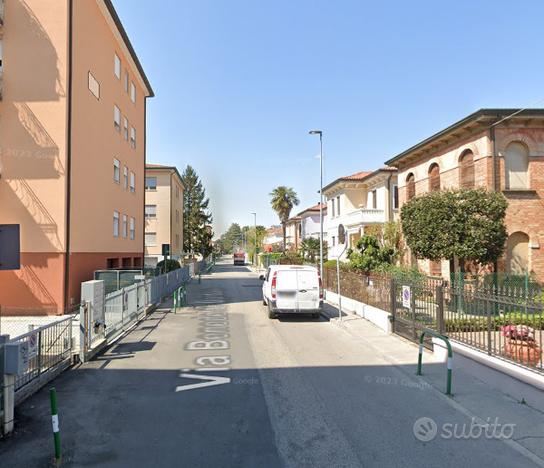 Rif.845 monolocale zona san carlo