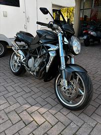MV AGUSTA BRUTALE 750