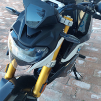 Bmw g310 r