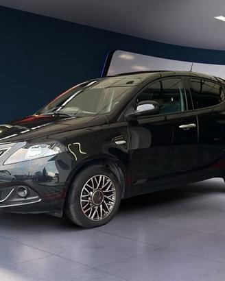 Lancia Ypsilon 1.0 FireFly 5 porte S&S Hybrid...