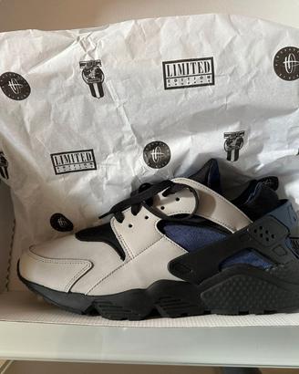NIKE HUARACHE LIMITED EDITION - 47,5 NUOVE