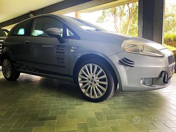 Fiat grande punto 1.3 mjt 90cv 2008 165.000km