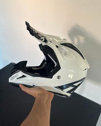 Casco Airoh Aviator ace 2 color