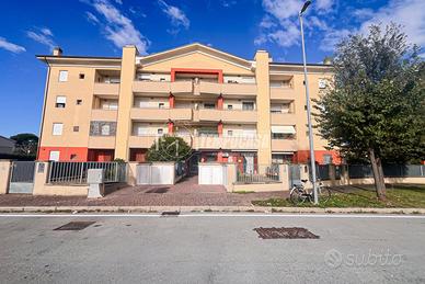 APPARTAMENTO IN CONDOMINIO RECENTE CON GARAGE PRIV