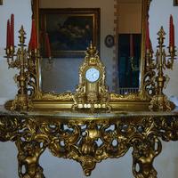 consolle  colore oro 