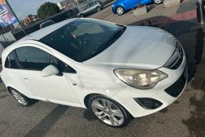 Opel corsa D 2011 MOTORE CON 30.000 km