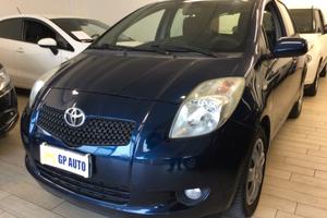Toyota Yaris 1.3 5 porte Luna