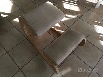 sedia posturale ergonomica a dondolo per lavoro