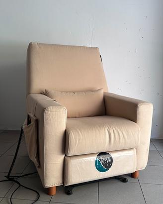 Poltrona Relax Elettrica Pari al Nuovo