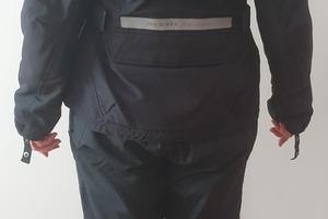 giacca e pantalone da moto donna