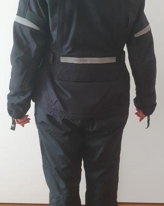 giacca e pantalone da moto donna