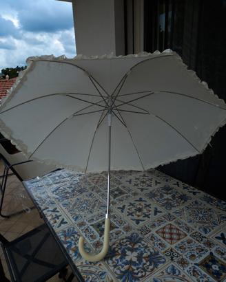 Ombrello bianco avorio
