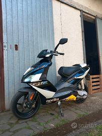 Aprilia sr
