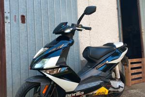 Aprilia sr
