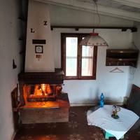 Terreno con 2 magazzini