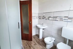 Trilocale non arredato