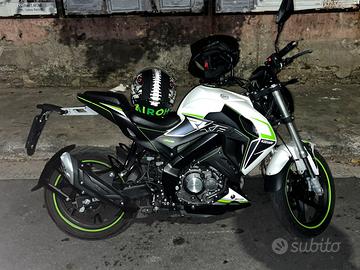 Keeway Rkf 125 bianco-verde Wrap
