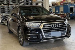 Audi Q7 S-Line 7 POSTI - 3.0 TDI 272 CV Quattro